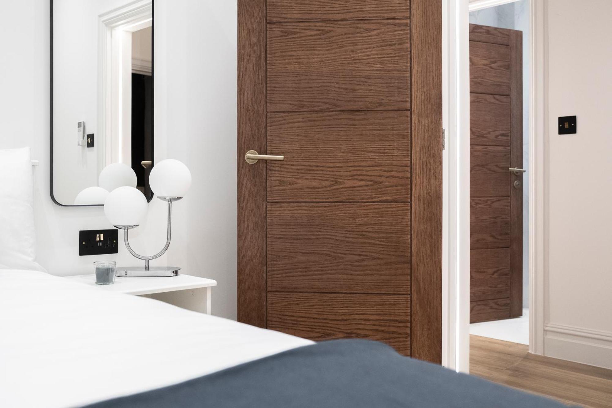 Luxury 2 Bedroom Apartment In Central Лондон Экстерьер фото