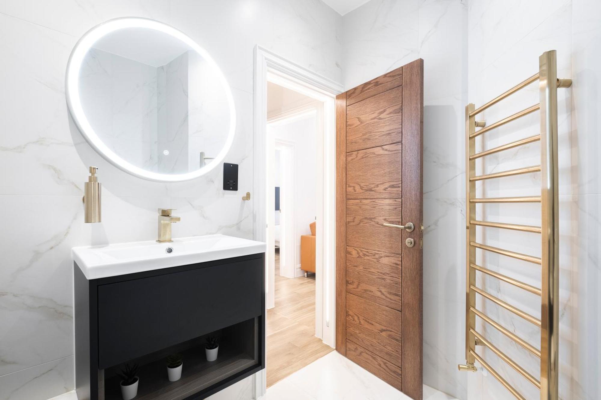 Luxury 2 Bedroom Apartment In Central Лондон Экстерьер фото
